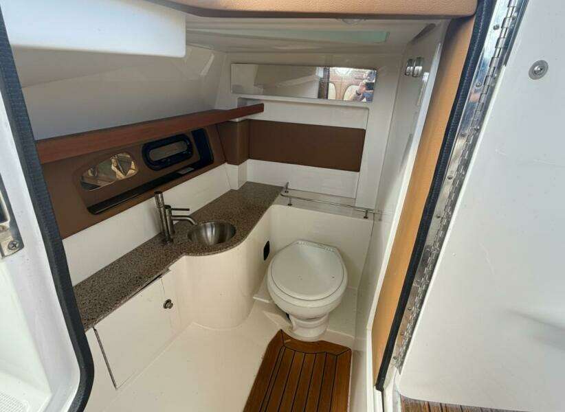 35ft Sea Ray Yacht For Sale