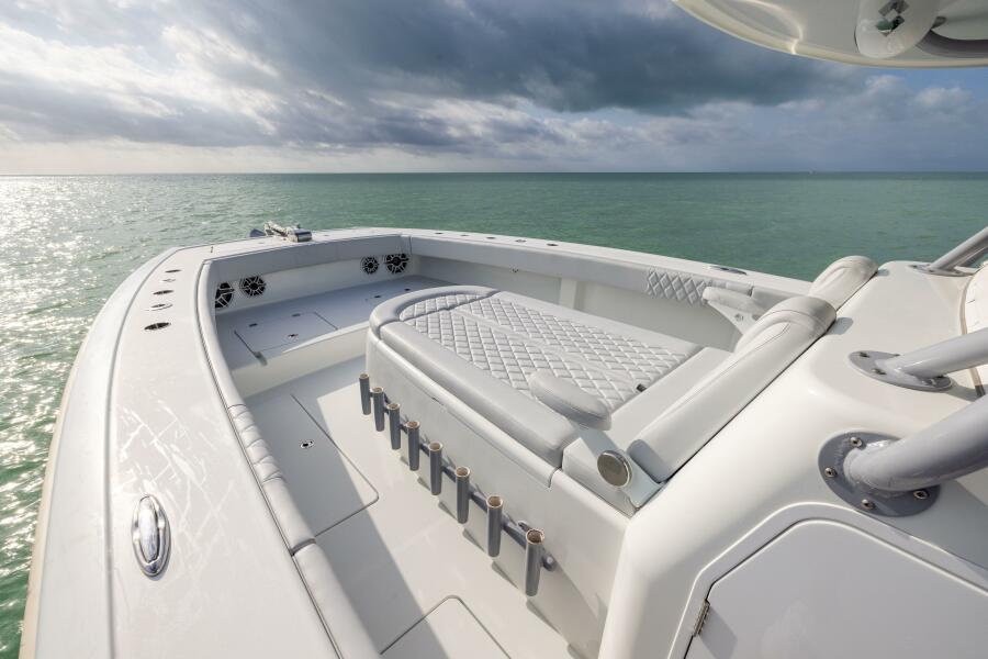 42' 2022 Freeman 42LR