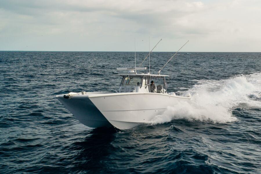 42' 2022 Freeman 42LR