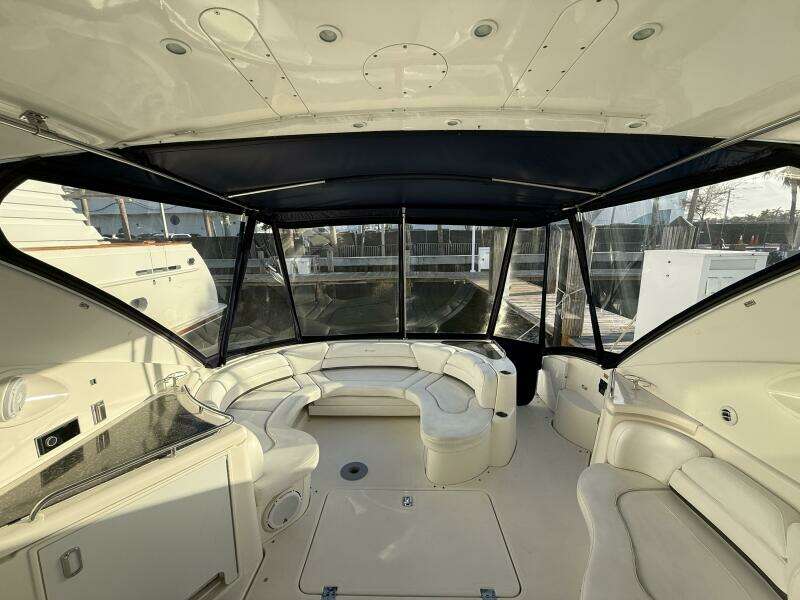 56ft Cruisers Yachts Yacht For Sale