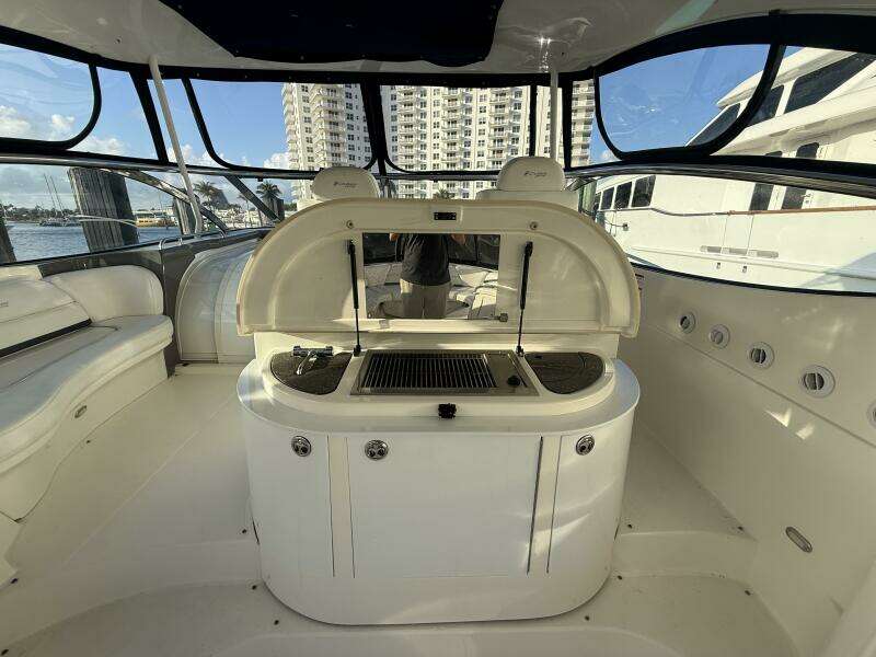 56ft Cruisers Yachts Yacht For Sale