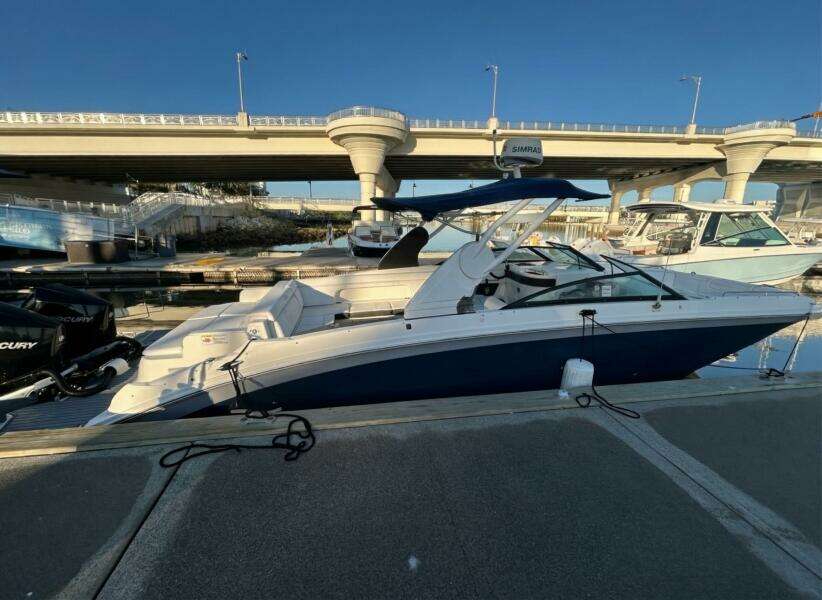 29ft Sea Ray Yacht For Sale