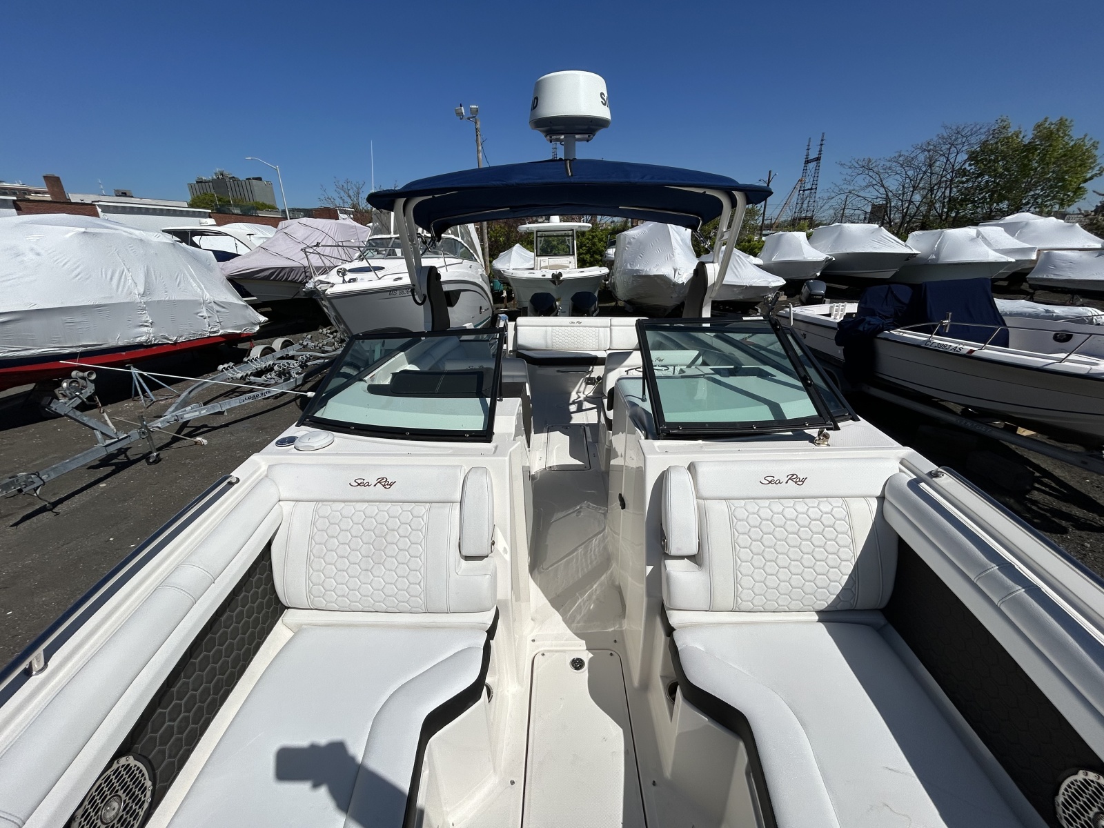 29' 2018 Sea Ray SDX 290 Outboard