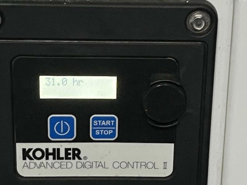 33' 2018 Monterey 335 Sport Yacht