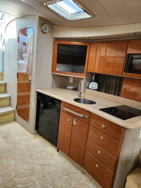 37' 2004 Formula 37 PC