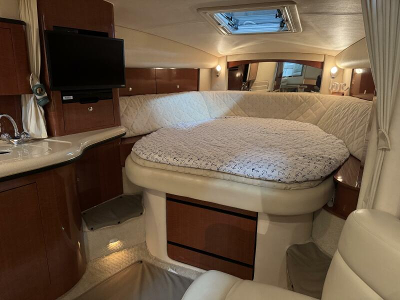32' 2002 Sea Ray 320 Sundancer