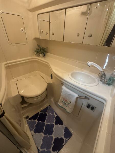 32' 2002 Sea Ray 320 Sundancer