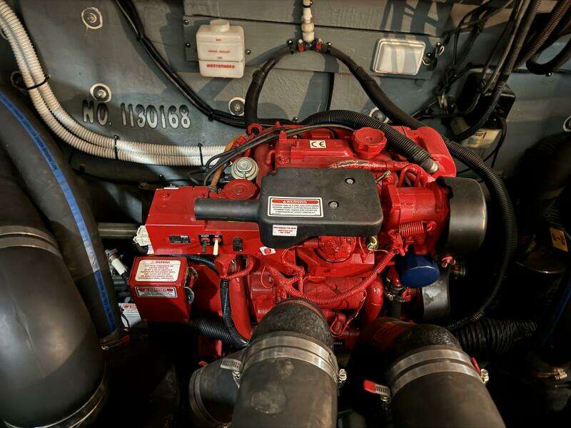 32ft Sea Ray Yacht For Sale