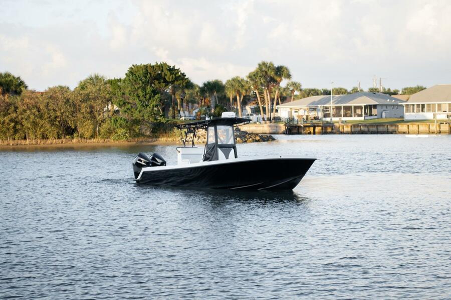 29' 2005 SeaVee 290B