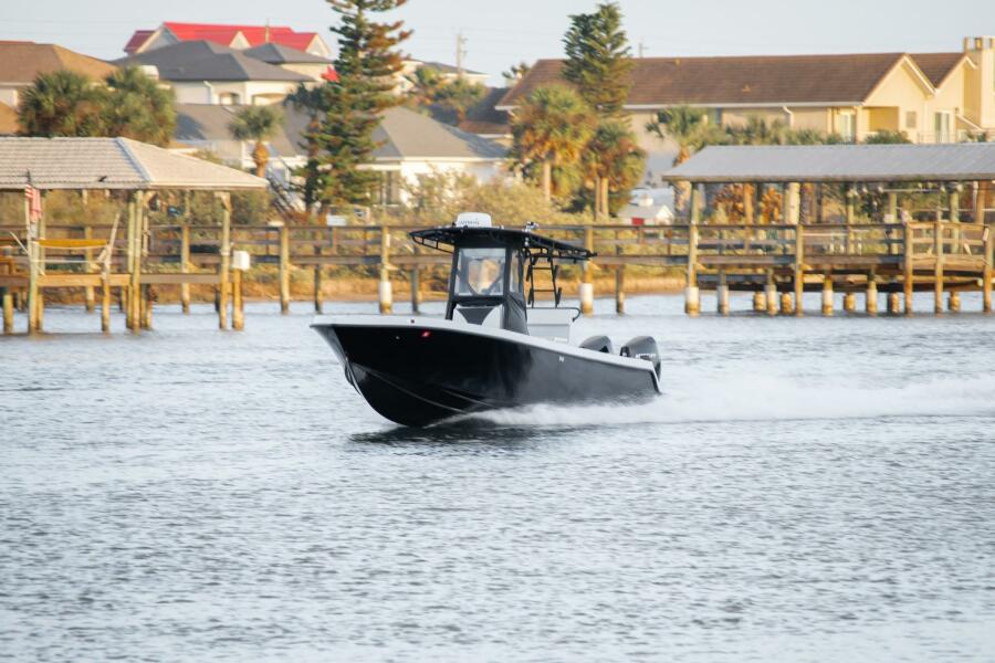 29' 2005 SeaVee 290B