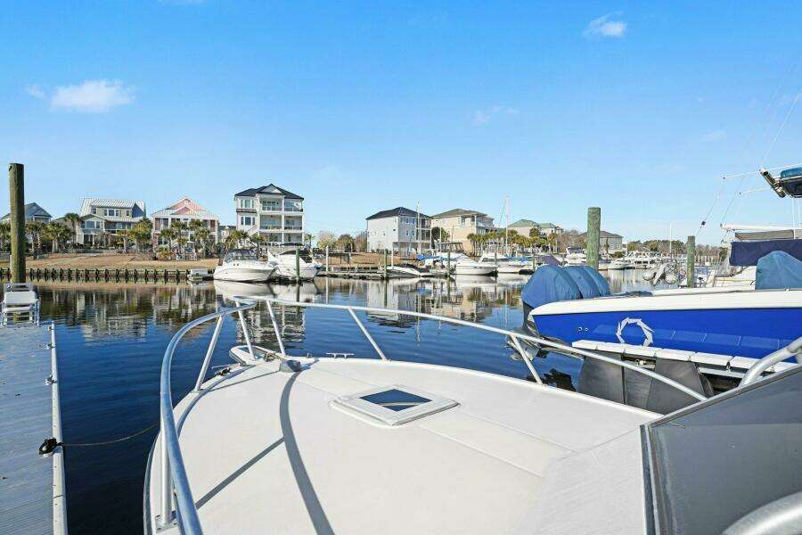 Leatherback 27ft Albemarle Yacht For Sale