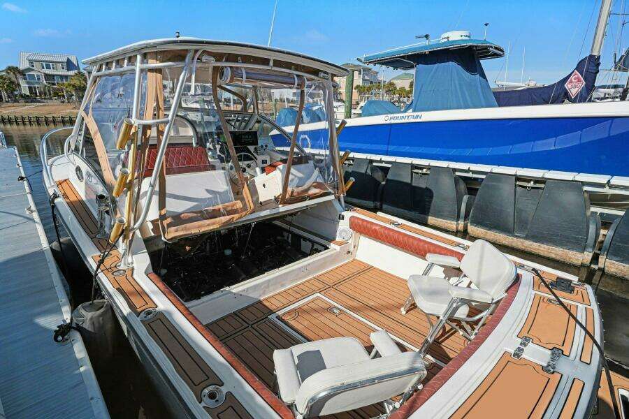 Leatherback 27ft Albemarle Yacht For Sale