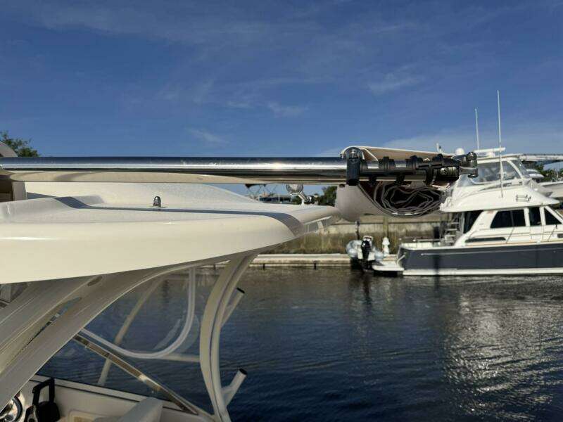 27ft Grady White Yacht For Sale