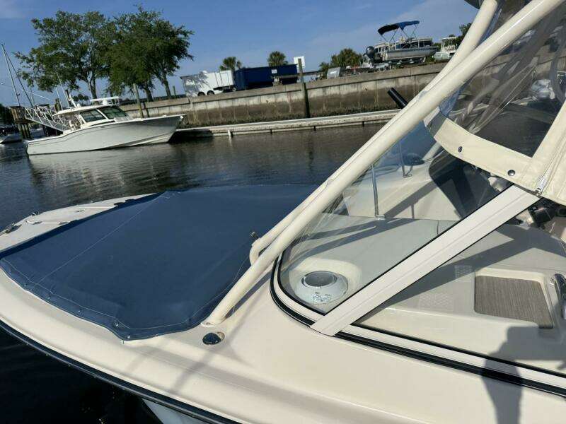 27ft Grady White Yacht For Sale