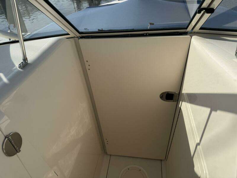 27ft Grady White Yacht For Sale