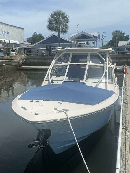 27ft Grady White Yacht For Sale