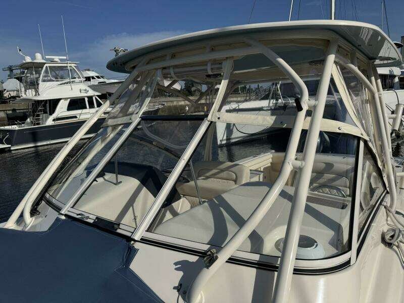 27ft Grady White Yacht For Sale