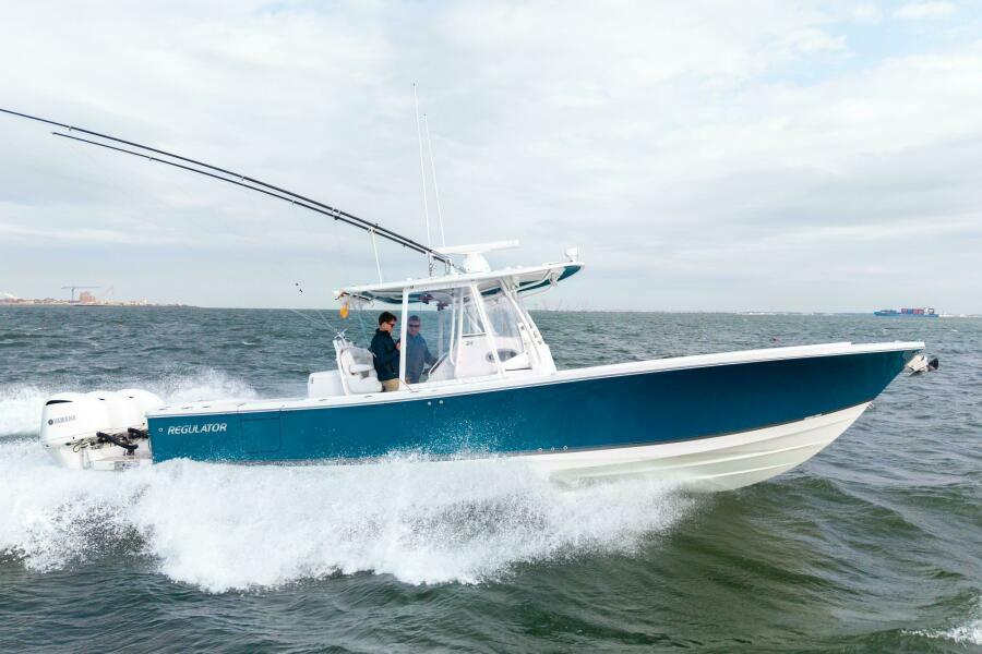 34' 2018 Regulator 34 SS