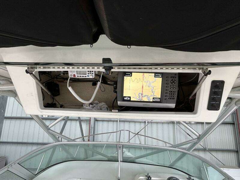 24ft Robalo Yacht For Sale