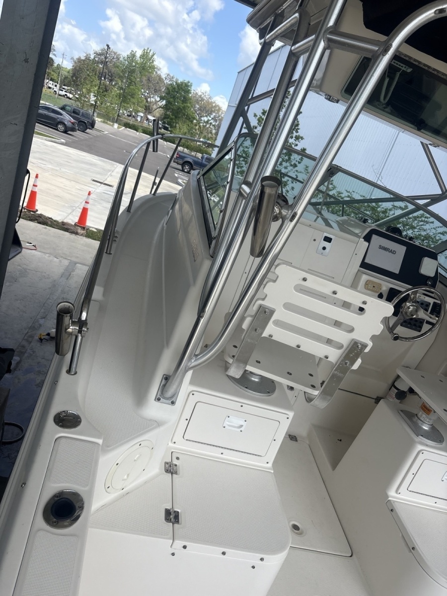 24ft Robalo Yacht For Sale