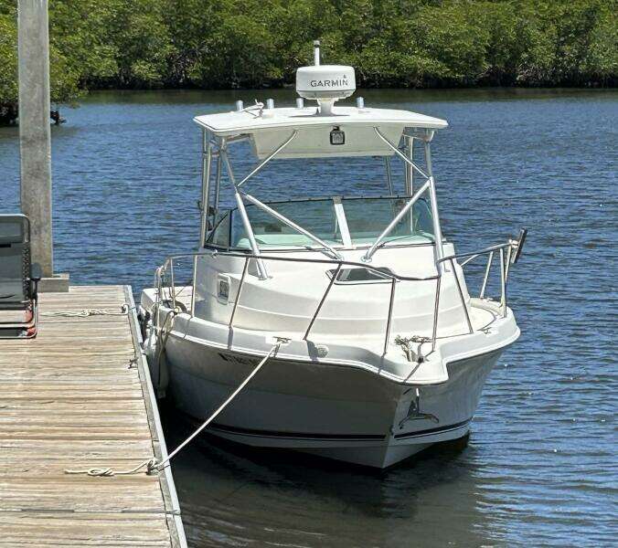 24ft Robalo Yacht For Sale