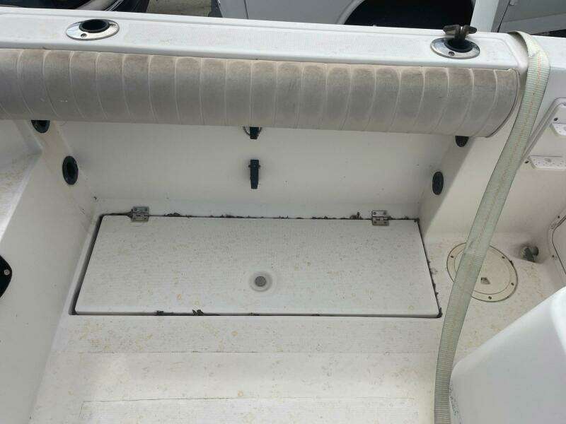 24ft Robalo Yacht For Sale