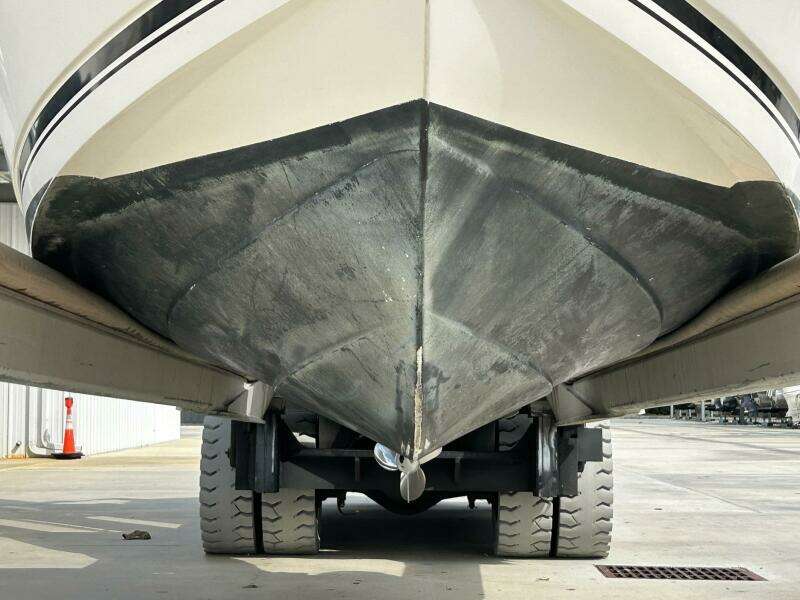 24ft Robalo Yacht For Sale