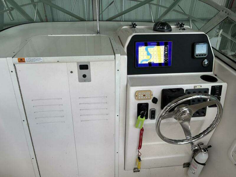 24ft Robalo Yacht For Sale