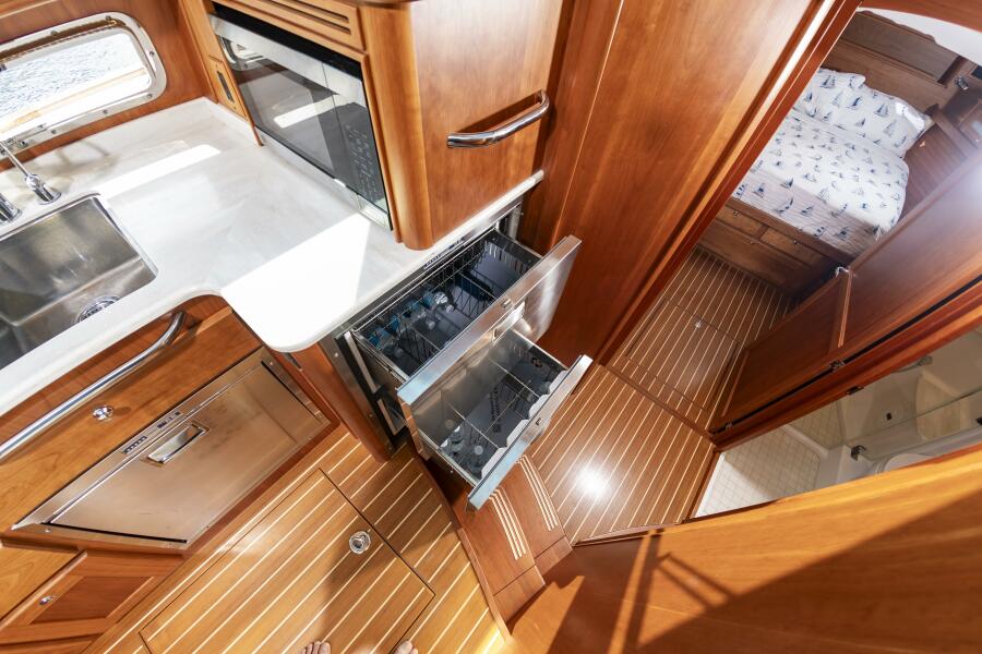 45' 2025 Sabre 45 SE