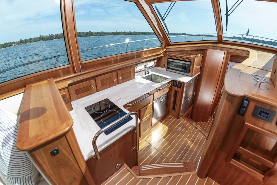 45' 2025 Sabre 45 SE