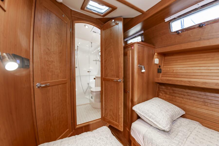 45' 2025 Sabre 45 SE