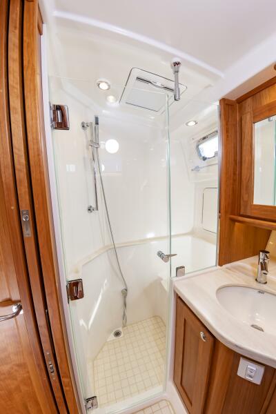 45' 2025 Sabre 45 SE