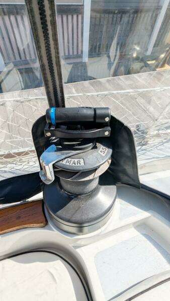 UBUNTU 46ft Morgan Yacht For Sale