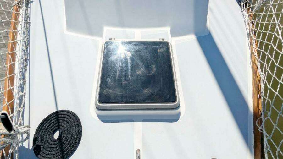 UBUNTU 46ft Morgan Yacht For Sale