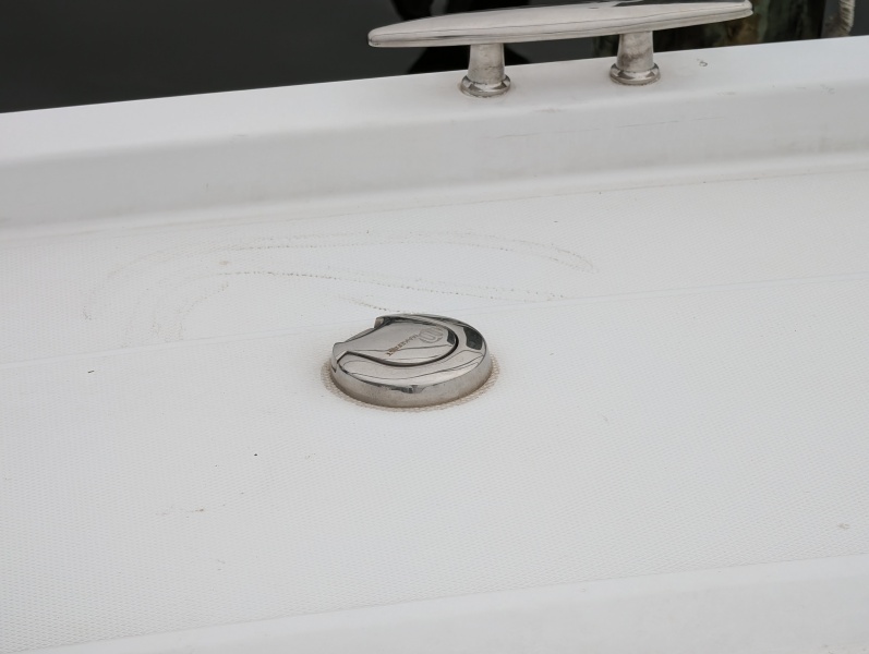 54' 2022 Cruisers Yachts 54 Cantius