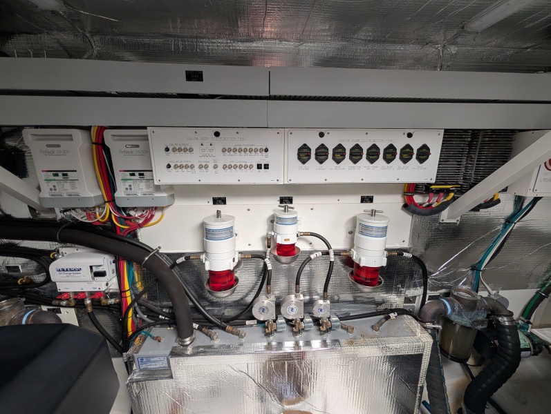 54' 2022 Cruisers Yachts 54 Cantius