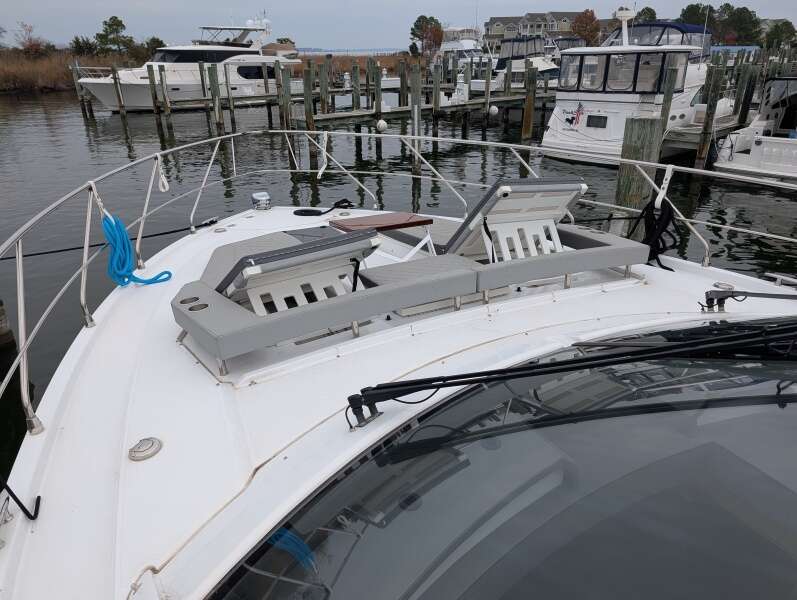 54ft Cruisers Yachts Yacht For Sale