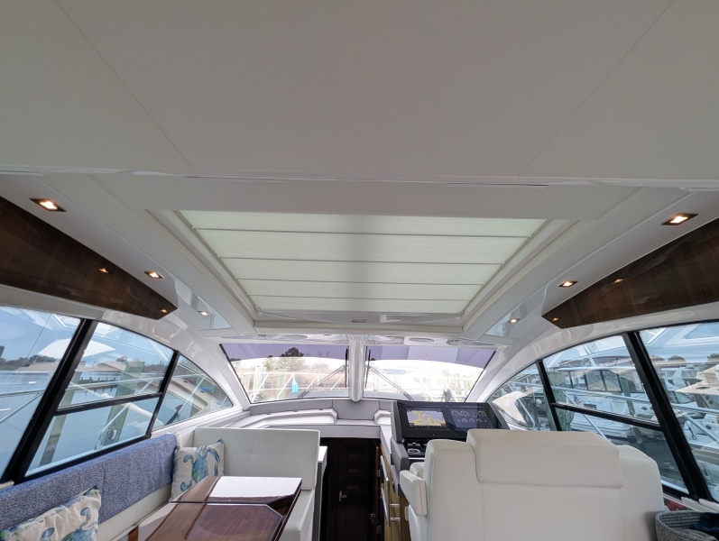 54' 2022 Cruisers Yachts 54 Cantius