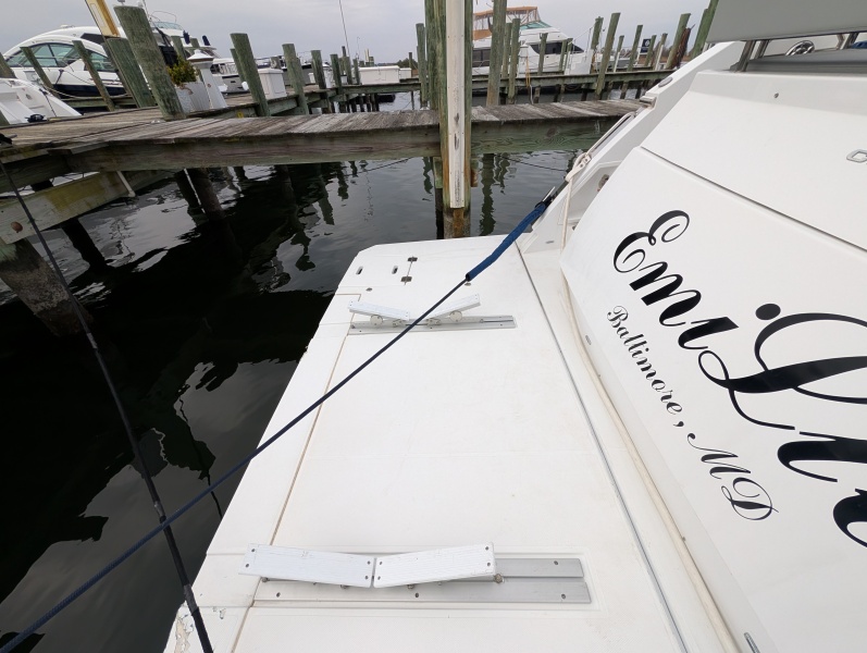 54' 2022 Cruisers Yachts 54 Cantius