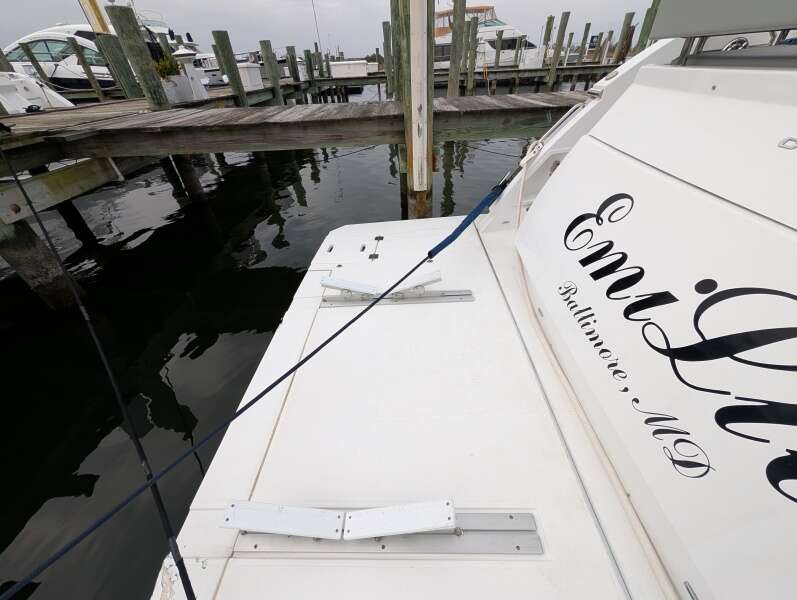 54ft Cruisers Yachts Yacht For Sale