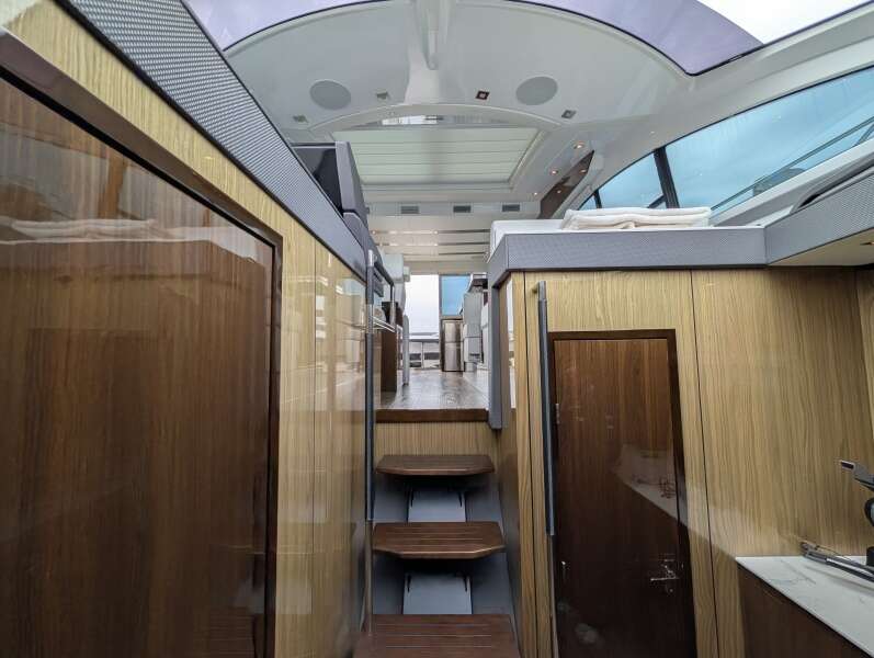 54ft Cruisers Yachts Yacht For Sale