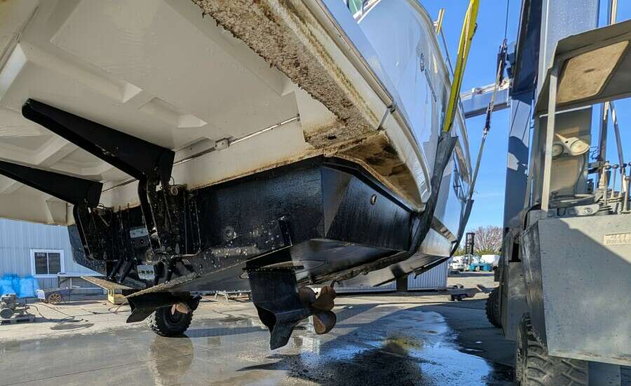 54ft Cruisers Yachts Yacht For Sale