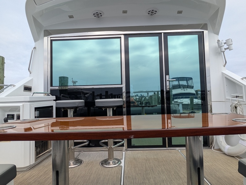 54' 2022 Cruisers Yachts 54 Cantius