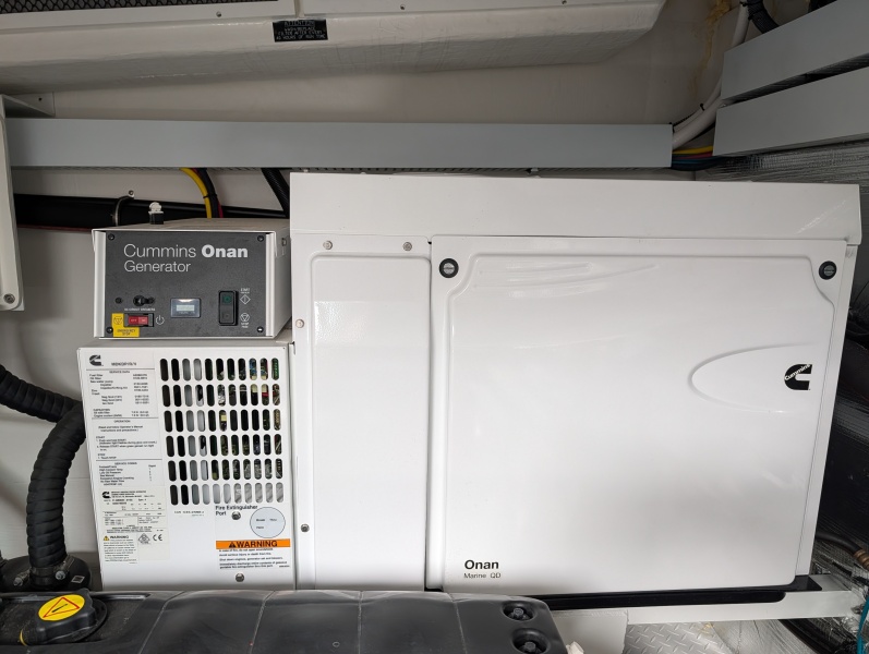 54' 2022 Cruisers Yachts 54 Cantius