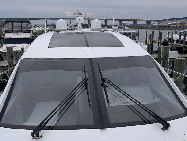 54ft Cruisers Yachts Yacht For Sale