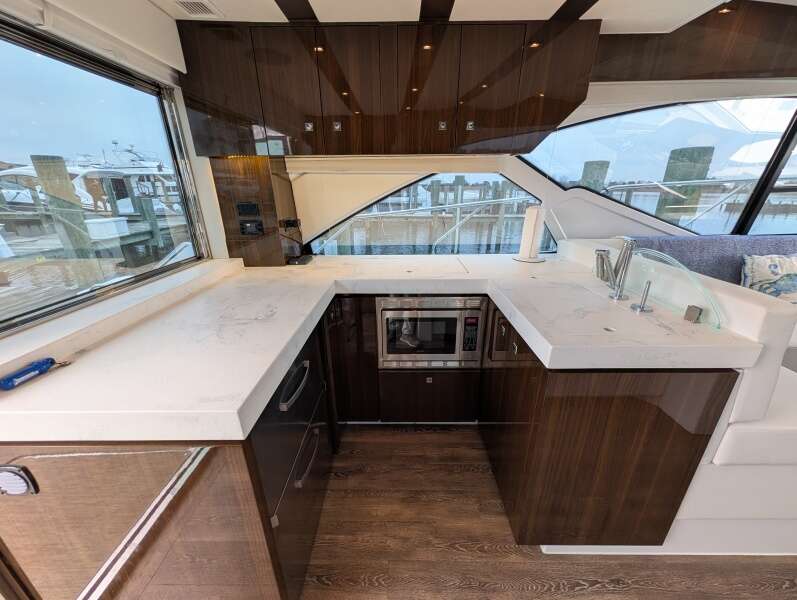 54ft Cruisers Yachts Yacht For Sale