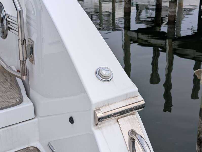 54ft Cruisers Yachts Yacht For Sale