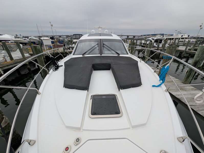54ft Cruisers Yachts Yacht For Sale