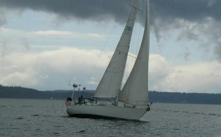 44' 1983 Nordic 44