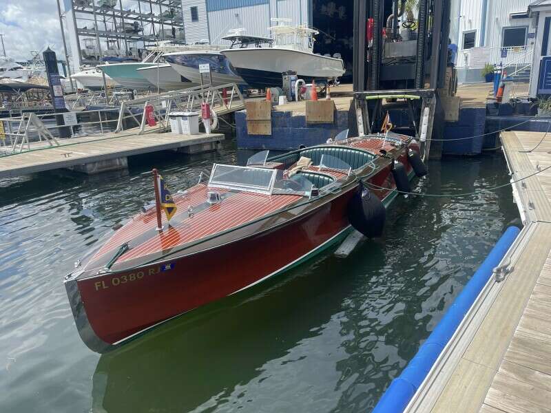 My Lil Sweetie 30ft Hacker Craft Yacht For Sale